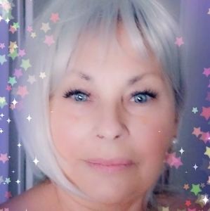 Meet your Posher, Cécile